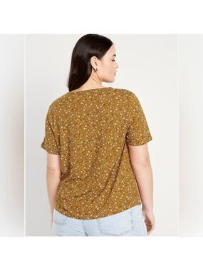 Old Navy Luxe V-neck, mustard yellow floral T-shirt, rayon/viscose XL